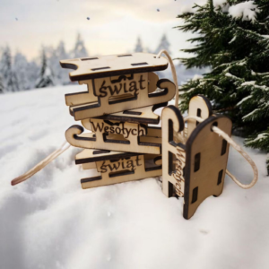 Zawieszka w kształcie sanek