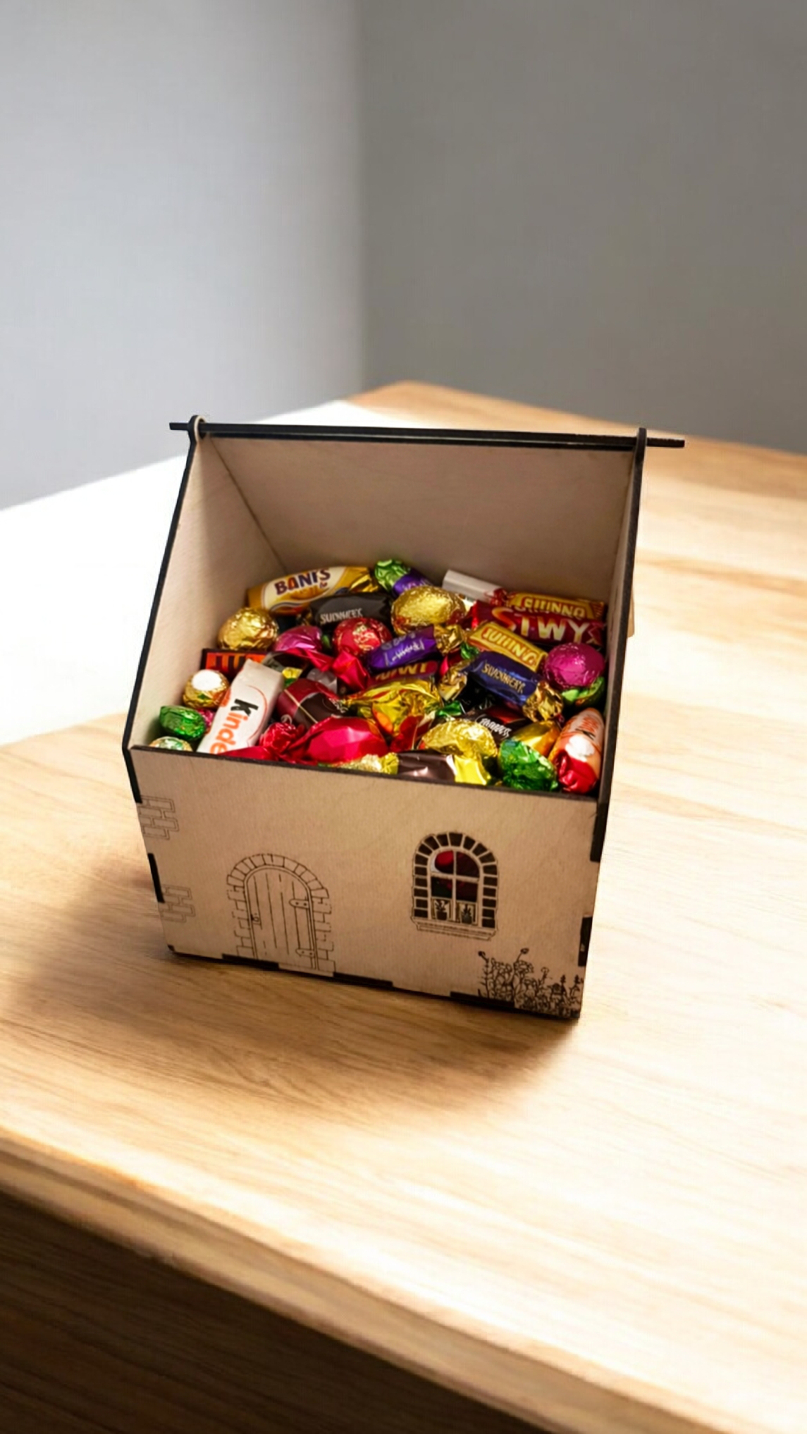 Drewniany domek dla Babci lub Dziadka - obrazek 3