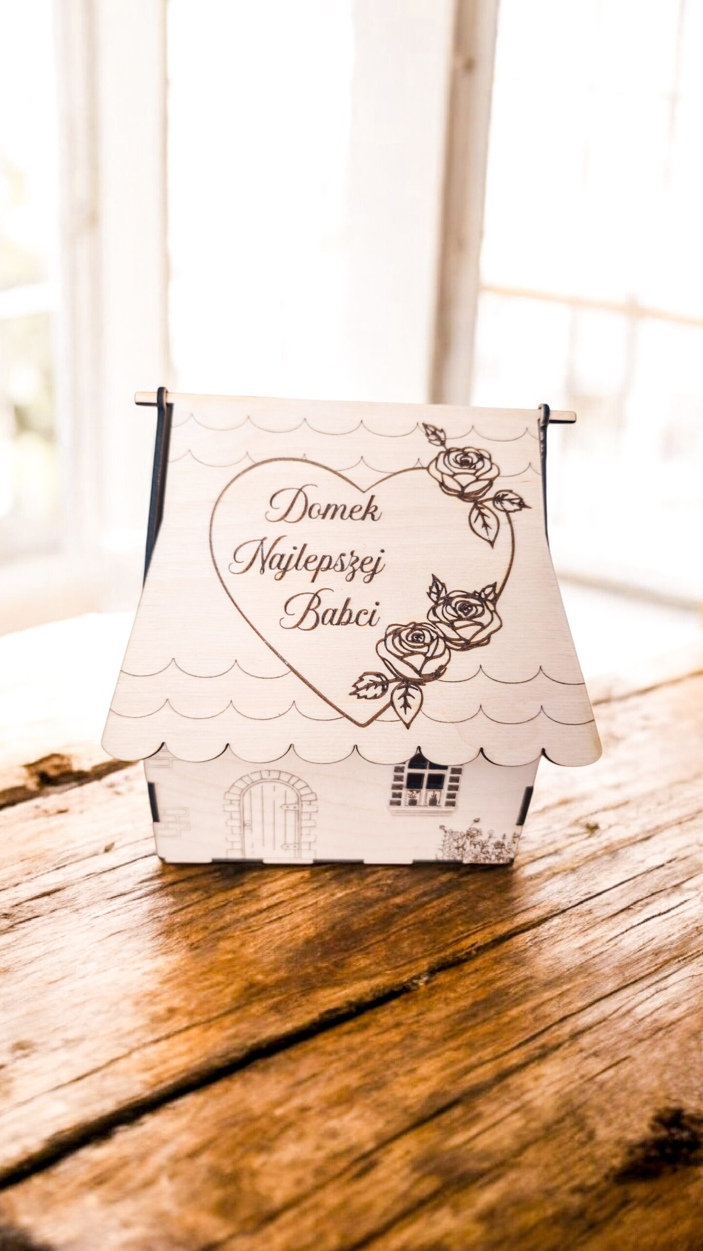 Drewniany domek dla Babci lub Dziadka - obrazek 4